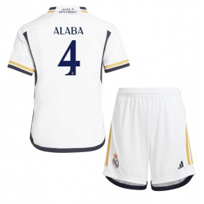 Maillot de foot Real Madrid David Alaba #4 Domicile enfant 2023-24 Manches Courte (+ pantalon court)